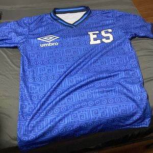 El Salvador soccer Jersey!!